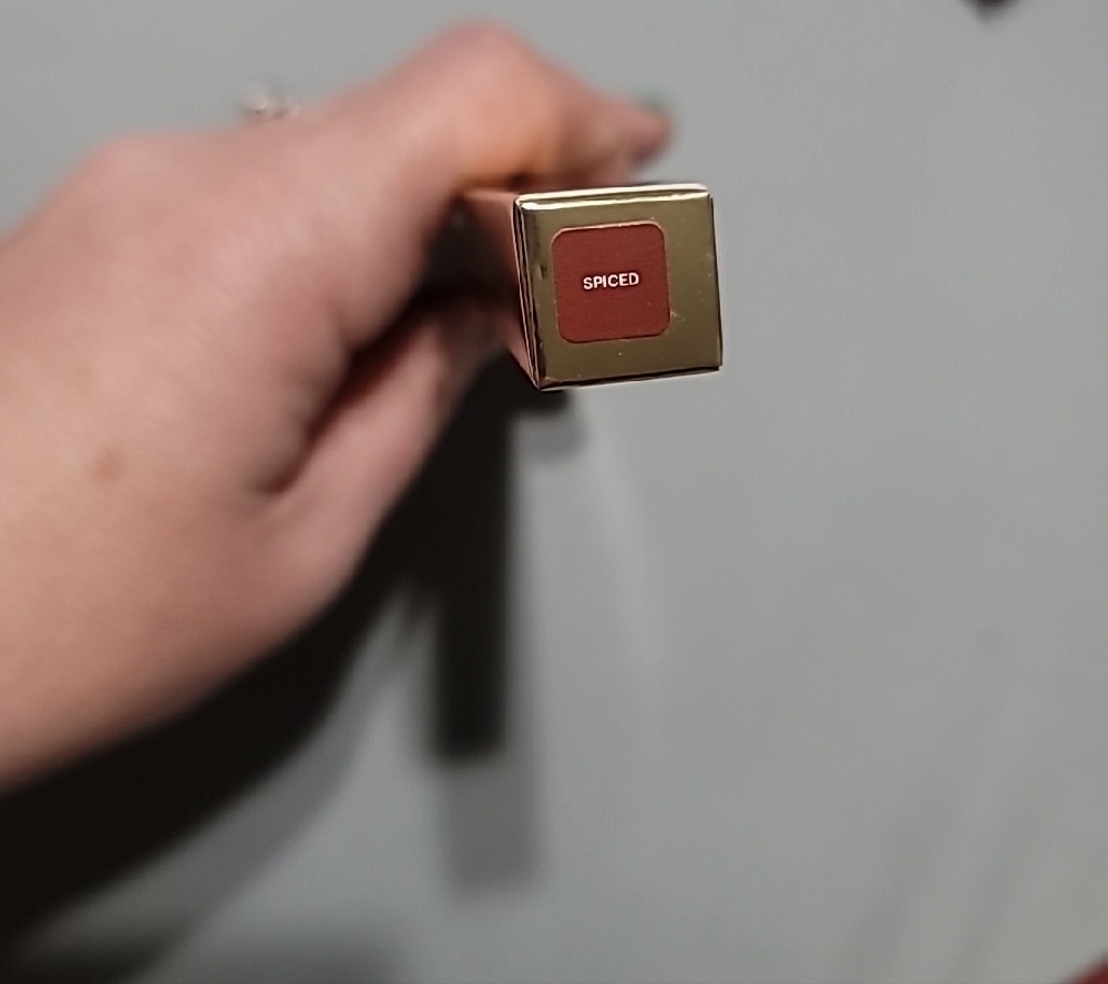 Becca Lip Liner in Deep Red - Picture 2 of 5